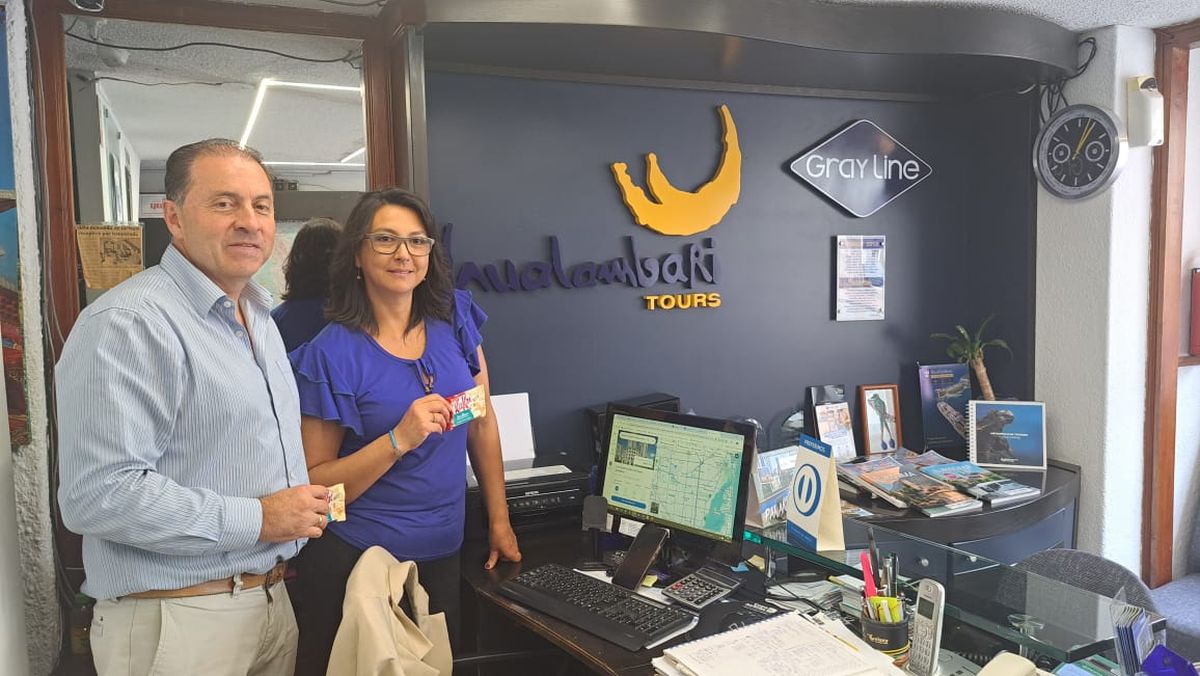 Equipo de Hualambari Tours recibió el reconocimiento que Hoteles Decameron realizó para resaltar su labor.