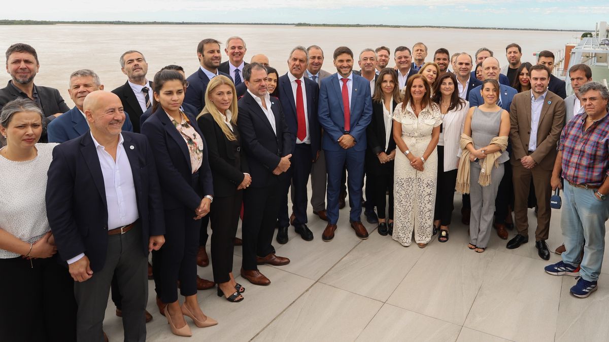 En un contexto complejo y sin la participación de Nelon Bravo, el Consejo Federal de Turismo (CFT) sesionó en Rosario.