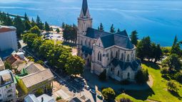 altText(Bariloche: 5 lugares que no te podes perder este verano)}