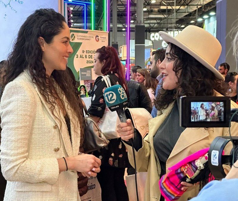 Los representantes de San Miguel de Allende expusieron temas de hospitalidad, gastronomía y vino a medios de comunicación en el marco de Fitur.