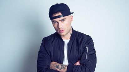 Cómo llevar con estilo una chaqueta bomber hombre