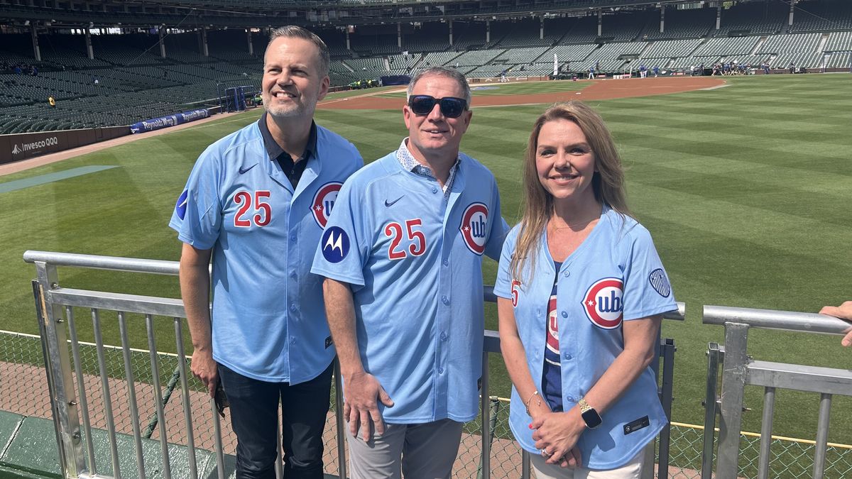 Fred Dixon, presidente de Brand USA; Geoff Freeman, presidente y CEO de U.S. Travel Association; y Kristen Reynolds, presidente y CEO de Choose Chicago.