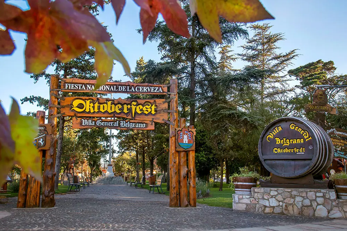 Escapadas con PreViaje 5: Villa General Belgrano celebra en octubre su divertida Oktoberfest. Escapadas con PreViaje 5: Villa General Belgrano celebra en octubre su divertida Oktoberfest.