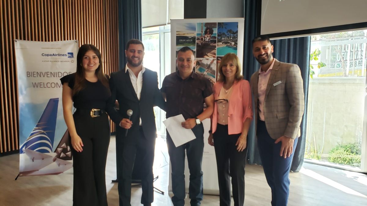Grupo Meliá, Copa Airlines premiando al agente ganador.