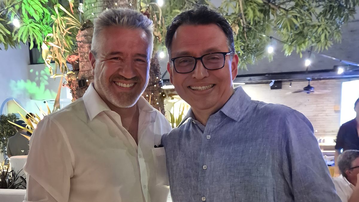 Fabian Manotas, director regional de Ladevi Colombia, Ecuador y Perú; y Carlos Monroy, CEO de EM Hotels.