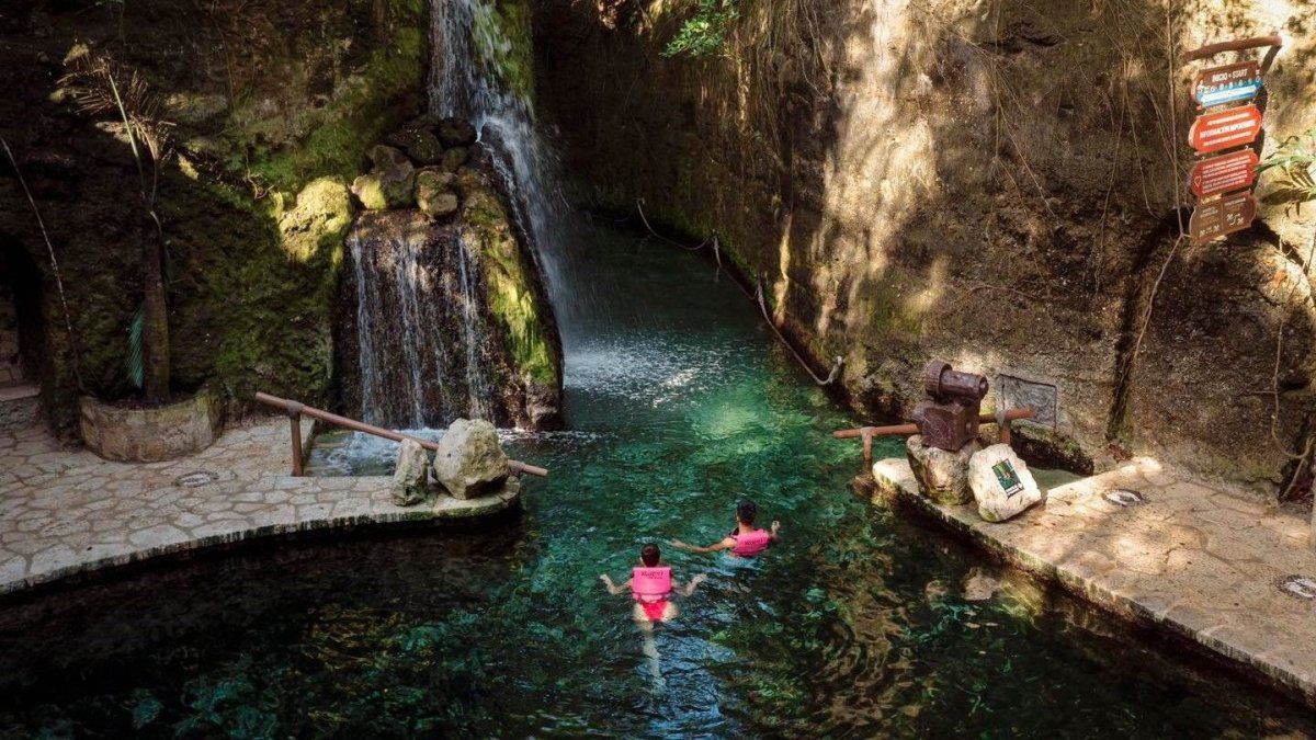 Enterate de todos los beneficios y experiencias que incluye All-Fun Inclusive. 