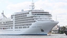 Actualmente recorriendo el Mediterráneo, el Silver Spirit es uno de los 10 cruceros de alta gama con que cuenta Silversea.