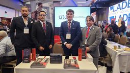 Equipo de United Travel Assist en Ladevi Workshop Perú 2025.