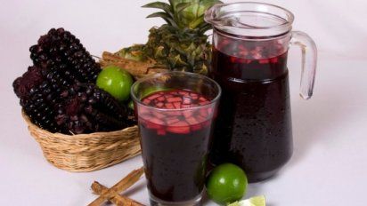 Chicha Morada es una de las bebidas más reconocidas del Perú.