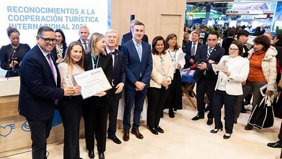 Reconocimiento en Fitur: Asicotur premió proyecto de Captur sobre descarbonización de hoteles