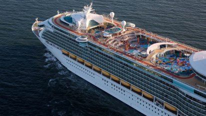 Royal Caribbean canceló la operación de cuatro barcos