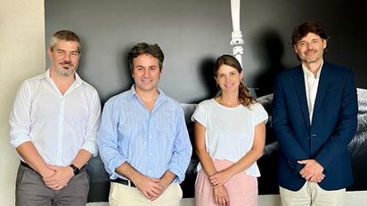 Los directivos de Marca País y la Amtur al término de la reunión. Los directivos de Marca País y la Amtur al término de la reunión.