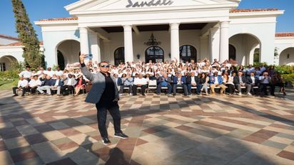 La cadena hotelera Sandals Resorts reconoció a sus mejores empleados.