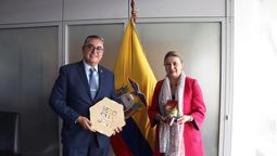 José Arturo Rodríguez, embajador de Guatemala en Ecuador, y Silvana Peñaherrera, viceministra de Producción, Industria y Turismo.&nbsp;