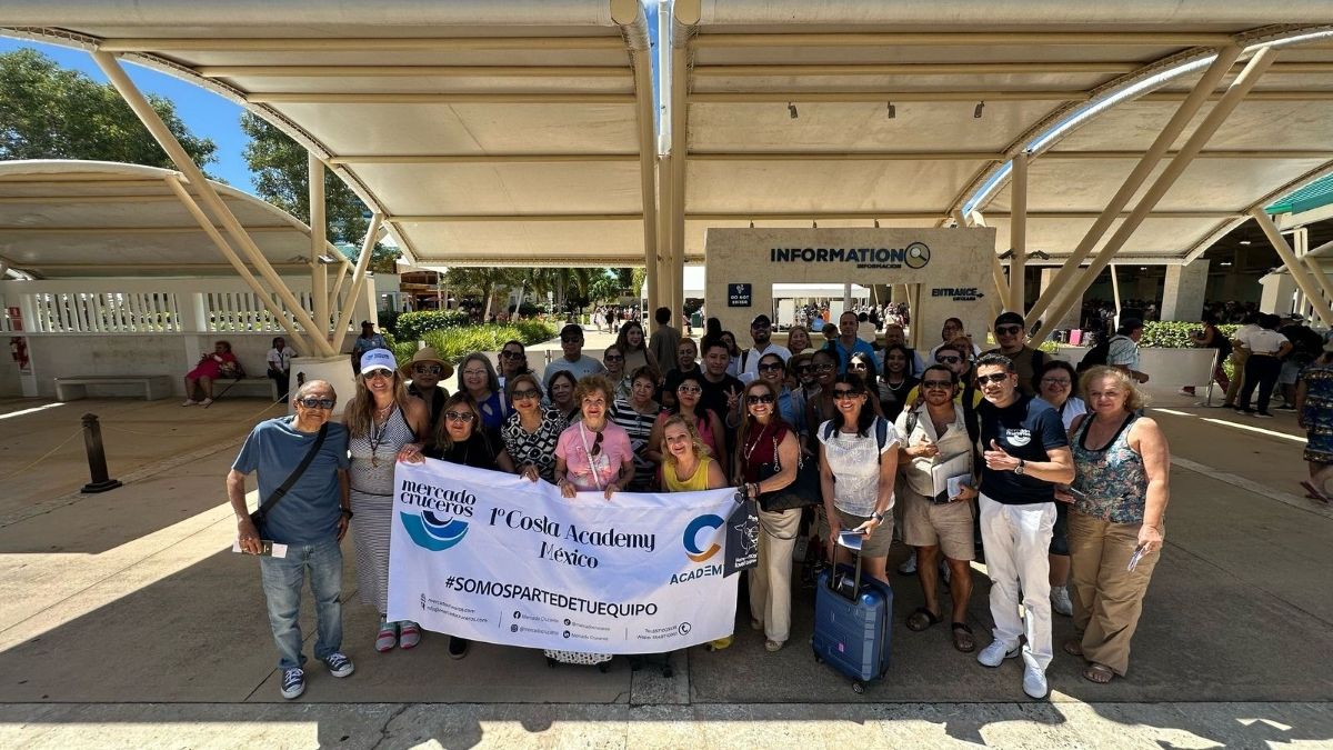 El grupo de agentes de viajes que participó en Costa Academy, organizado por Mercado Cruceros.