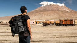 Llegada de turistas internacionales a Chile creció un 14,6% y permitió superar la barrera de los 6 millones.