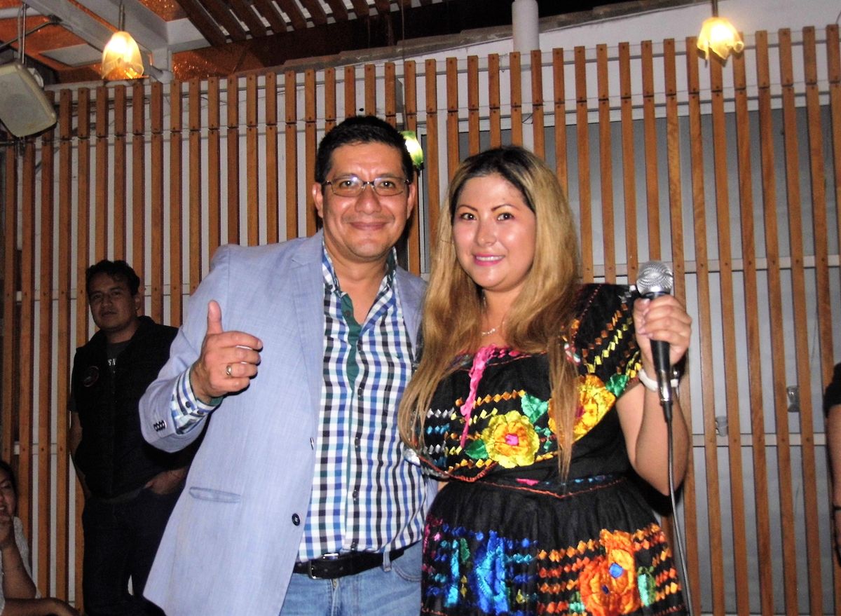 Adrián Vela, gerente general de Todo en Tours, fue uno de los ganadores en el evento de Maxyec. - Ladevi Medios y Soluciones Adrián Vela, gerente general de Todo en Tours, fue uno de los ganadores en el evento de Maxyec.