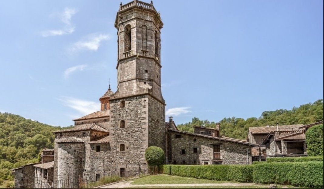 Uno de los íconos de Rupit, su campanario.