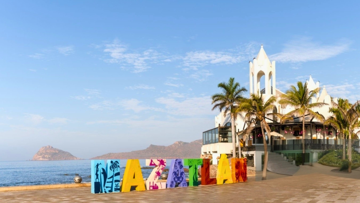 Las hermosas playas de Mazatlán te esperan en tus próximas vacaciones.
