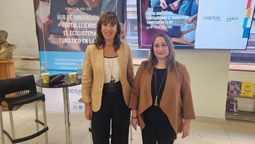 Mónica Zalaquett, presidenta ejecutiva de Fedetur, junto a Gloria Moya, directora regional metropolitana de Corfo. 