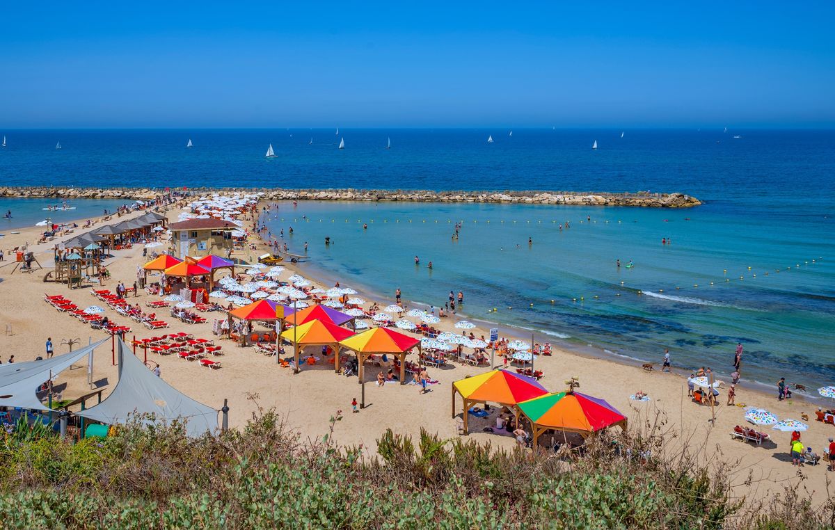 Las playas de Tel Aviv son uno de los atractivos más valorados de la capital de Israel.