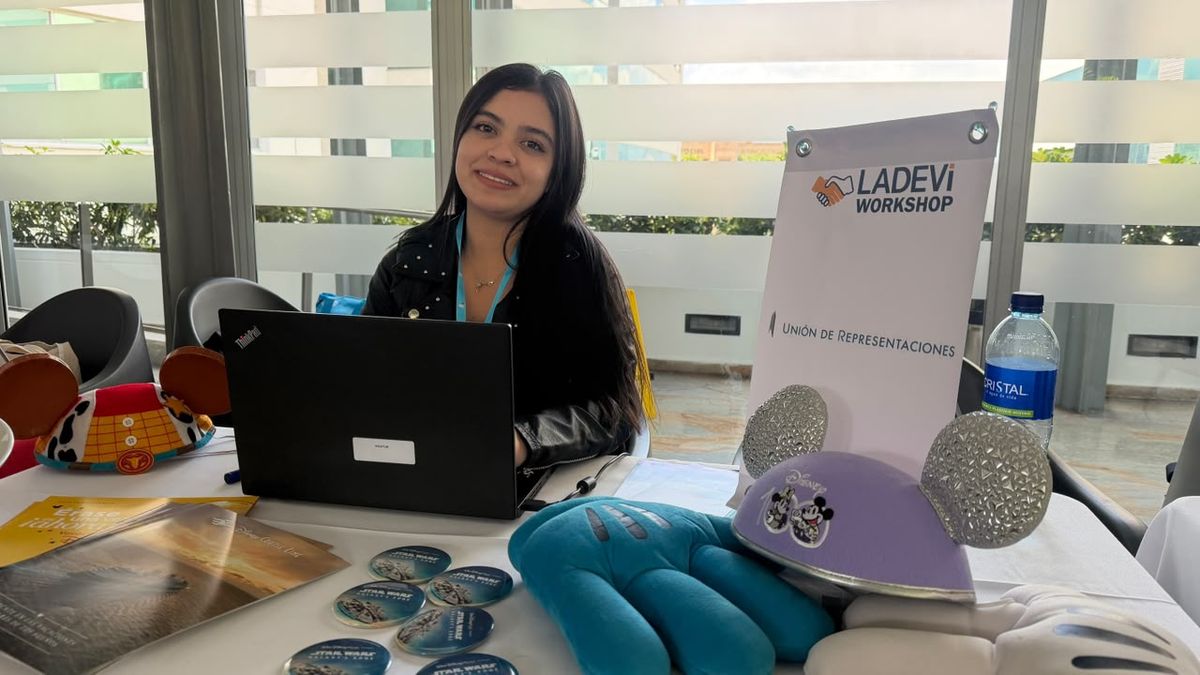 María Camila David Usuga, de Unión de Representaciones, durante el Ladevi Workshop Medellín 2026-2.