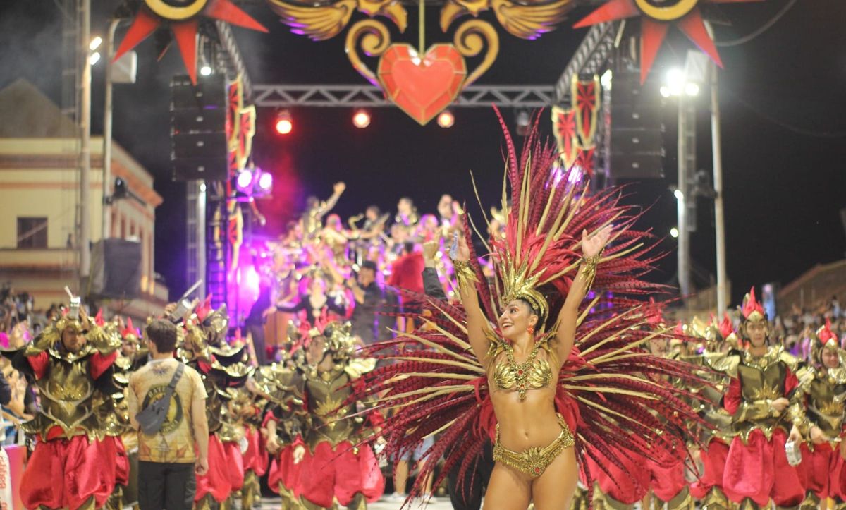 Carnaval del País en Gualeguaychú: conocé dónde se realiza este espectacular evento de Entre Ríos y disfrutalo al máximo.