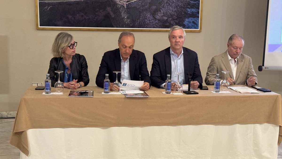 Directivos de la patronal de agencias de viajes de Portugal y España (CEAV), durante la V Cumbre de la Alianza Ibérica.