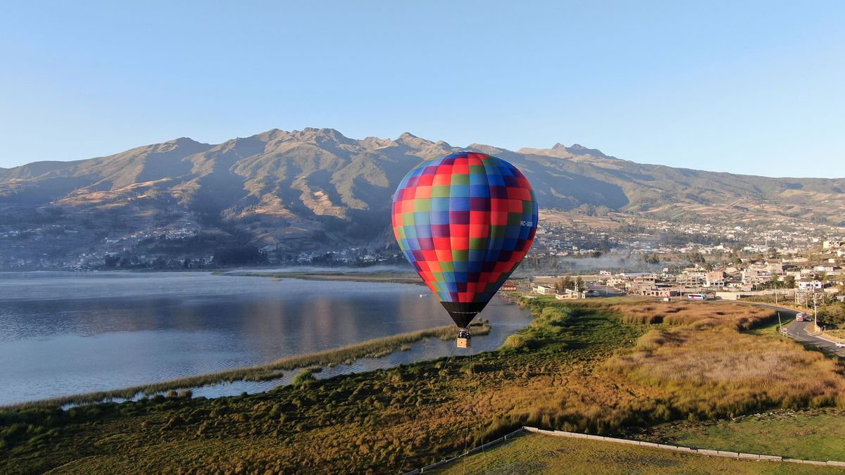 Kawsay Balloons ofrece vuelos en globo aerostático con fines turísticos.&nbsp;