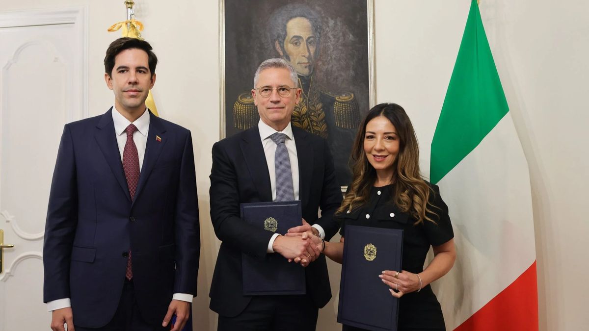 Autoridades de ITA Airways y de la diplomacia venezolana presentaron los nuevos vuelos que conectarán Italia con el país sudamericano.&nbsp;