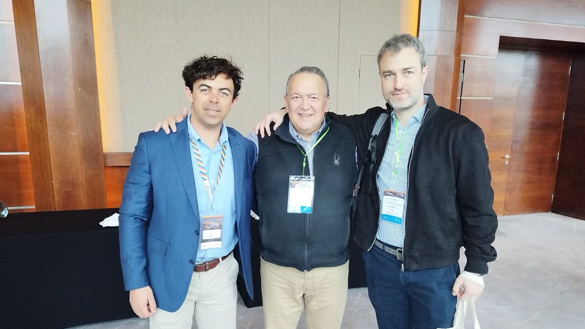 Steffano Romeo de Romeo Viajes, junto a Manuel Iradi (consultor) y Christian Roth de Andina del Sur. 