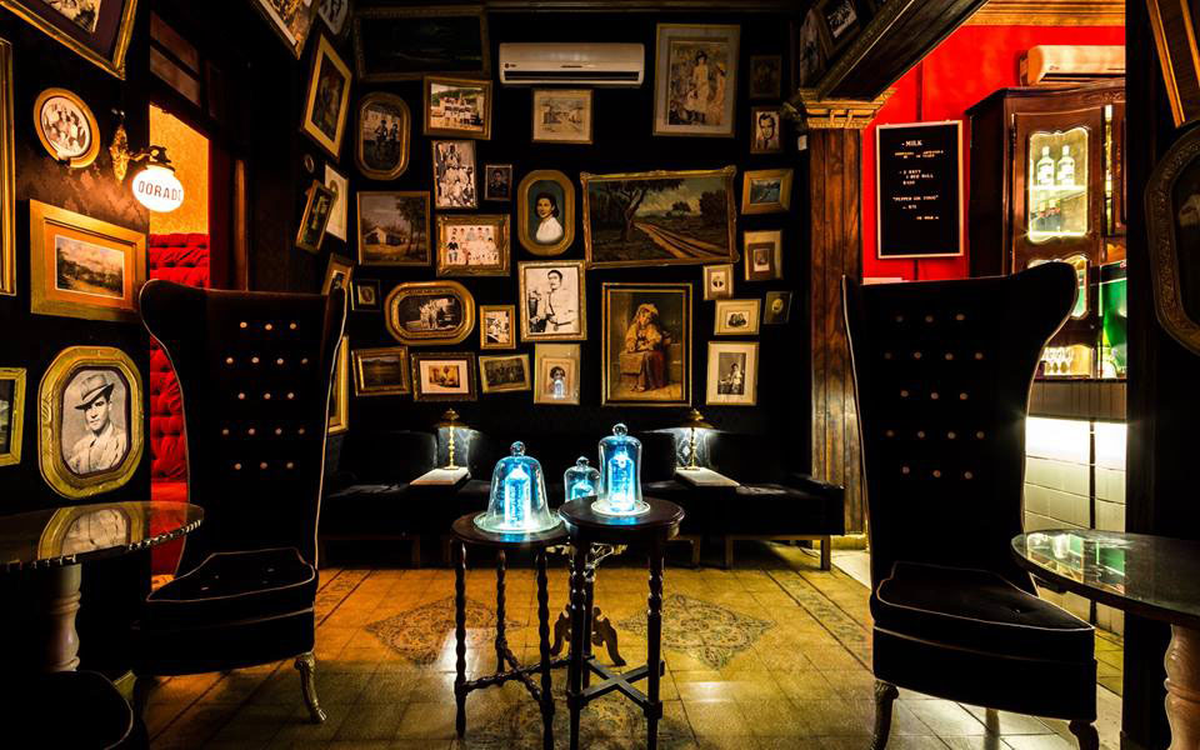 Este verano los turistas pueden disfrutar de los mejores tragos de Bariloche en 1920.