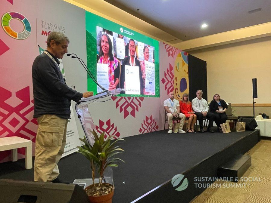 Sergio Rodríguez Abitia, vicepresidente de turismo social de Sustainable & Social Tourism  Summit, informó que el programa técnico se basa en los temas globales relacionados con la sostenibilidad, la solidaridad y la responsabilidad social.