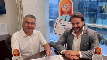 Martín Bravo, CEO de ConexiónTS y David Patiño, CEO de Holon Travel.