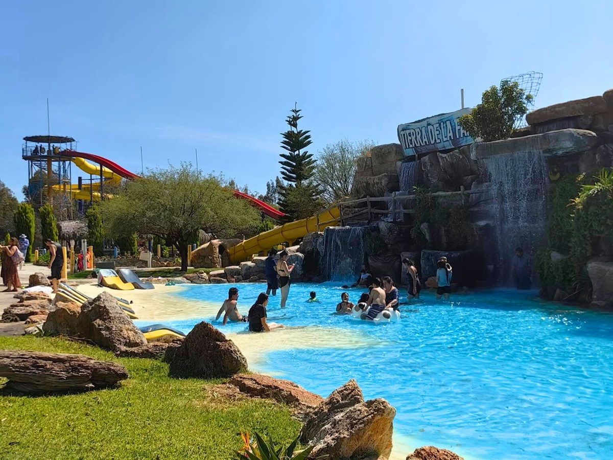 El balneario El Oasis en Tequisquiapan combina sus instalaciones con la naturaleza.
