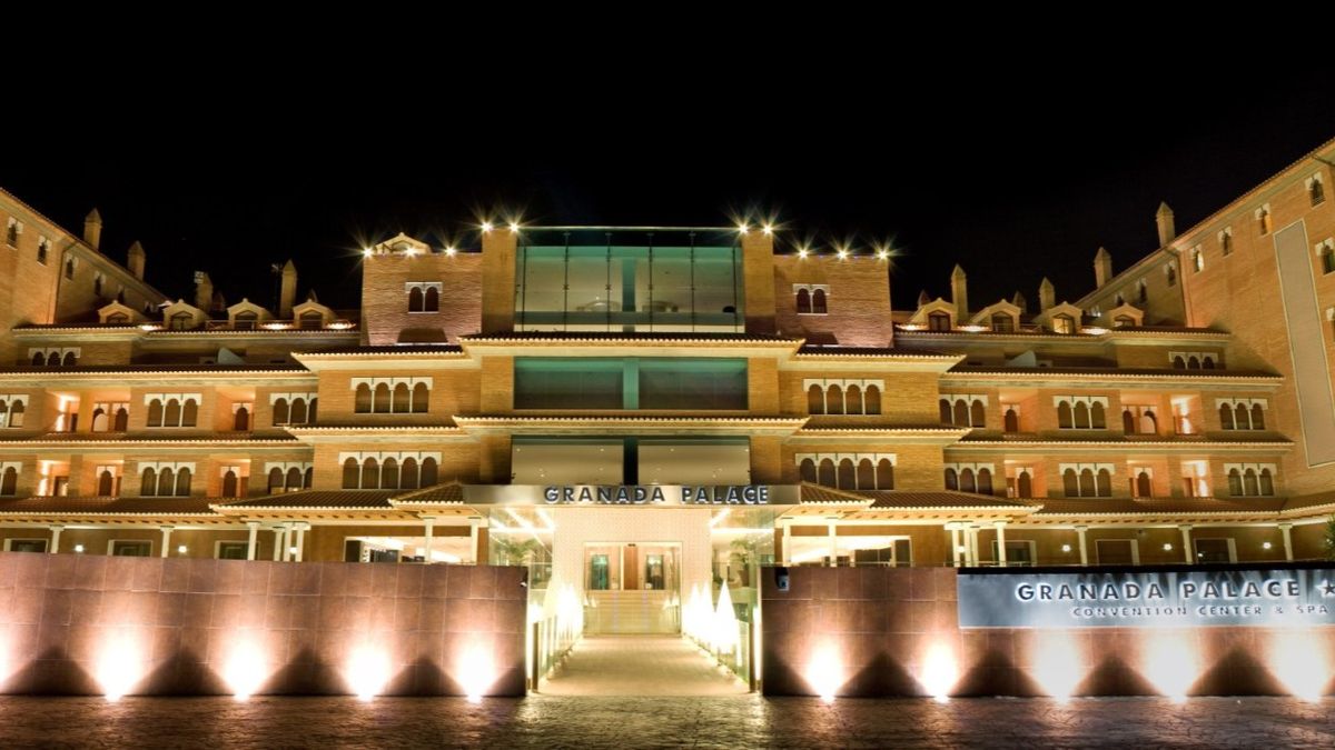 Fachada del Hotel Granada Palace, ubicado en el municipio de Monachil, iniciará una nueva etapa a partir de marzo de 2026 tras su incorporación a Meliá