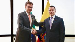 Celso Guimaraes Ferrer, presidente y director ejecutivo de GOL Linhas Aéreas, junto con el presidente Daniel Noboa, durante su visita oficial a Brasil. 