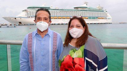 Carlos Joaquín y Marisol Venegas, ahora extitular de Sedetur.