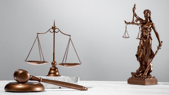 Una auditoría oficial reveló graves incumplimientos en el uso de recursos del turismo, con presunta incidencia fiscal en proyectos liderados por Fontur.