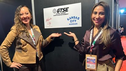 Luisa Mendoza, founder CEO; y Cristina Escobar, de Global Tourism Sports & Entertainment (GTSE); comunicaron las características de Kansas City.