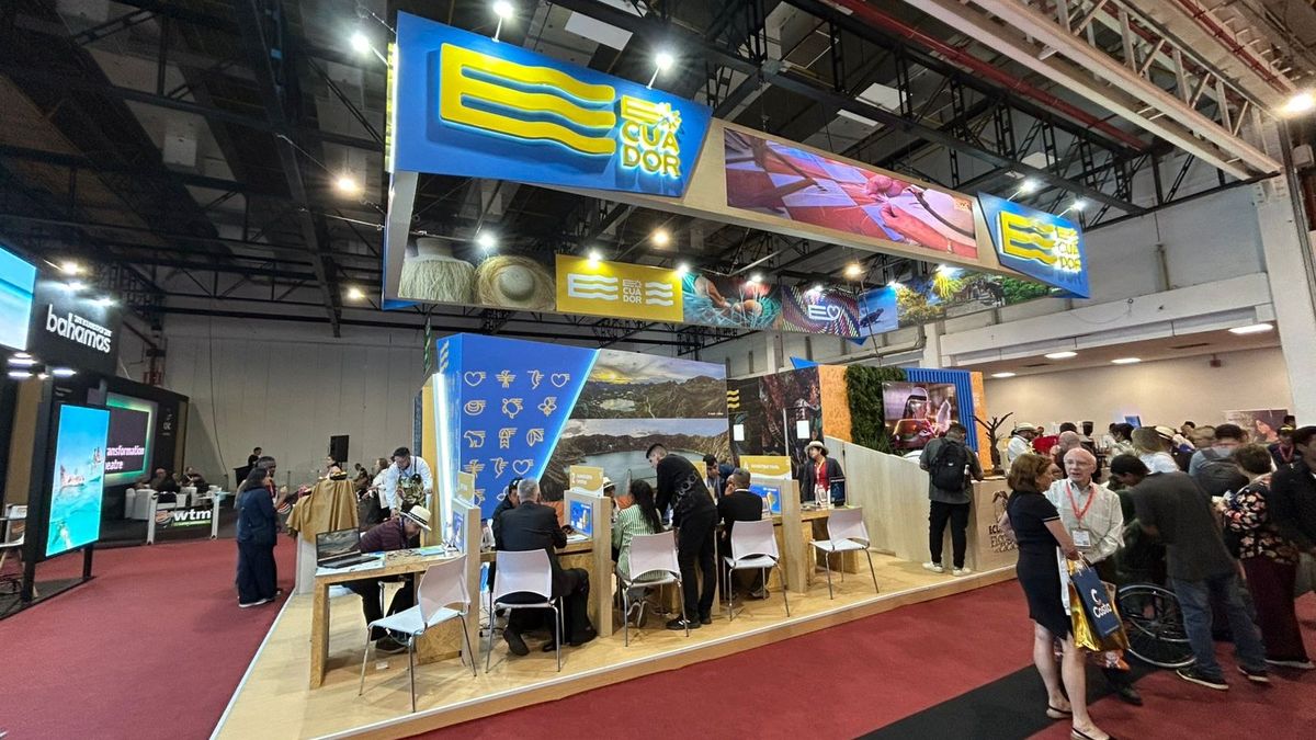 Stand de Ecuador en WTM Latin America 2026, en San Pablo.