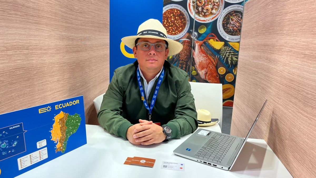 Hugo Ochoa, gerente general de la operadora Ocean Pacific Travel. Fitur 2026.