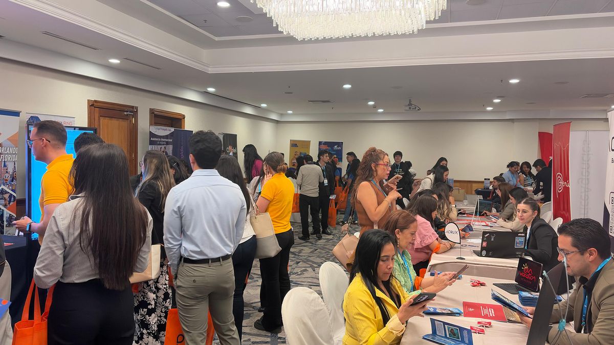 Una vez más agentes de viajes y proveedores se encuentran en Ladevi Workshop Quito.