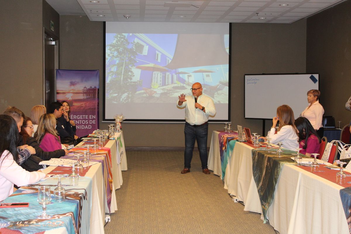 Evento de la Oficina de Turismo de Curazao en Bogotá.