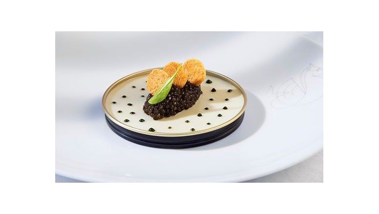 Air France ofrecerá nuevos platos con estrellas Michelin para la cabina Business, elaborados por Arnaud Lallement y Michel Roth.