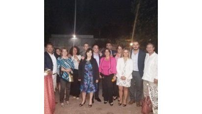 El embajador de Cuba encabeza la promoción de la isla en Chile