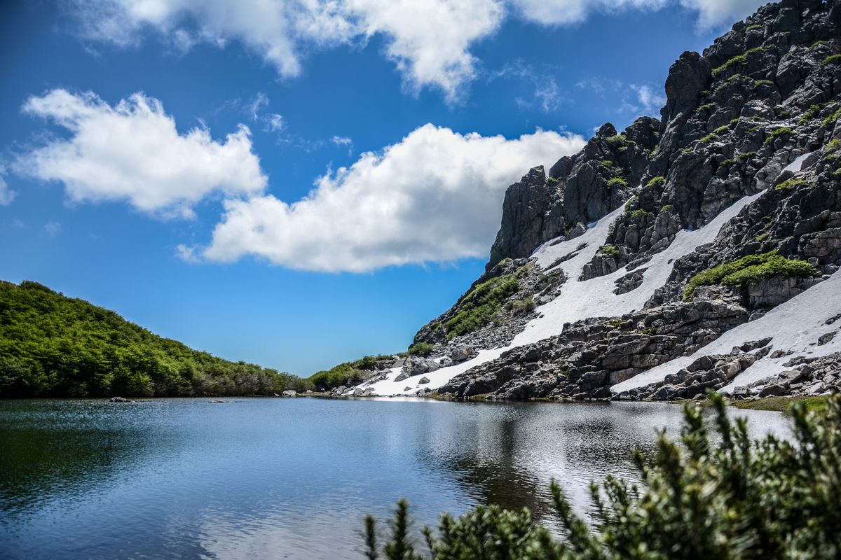 En la Región de Ñuble hay increíbles atractivos naturales, como la Laguna Huemul. 