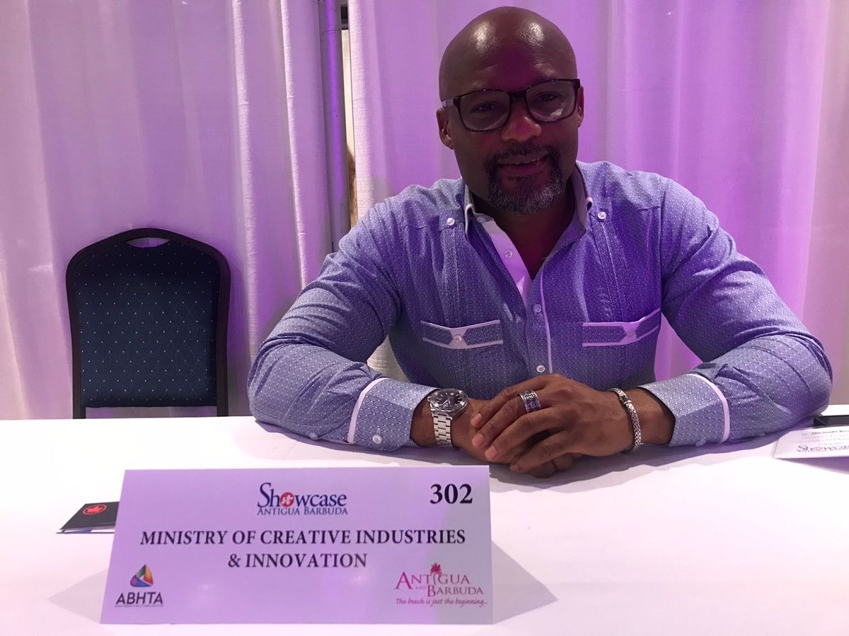 El Ministerio de industrias creativas e innovación en el Showcase Antigua y Barbuda 2022.