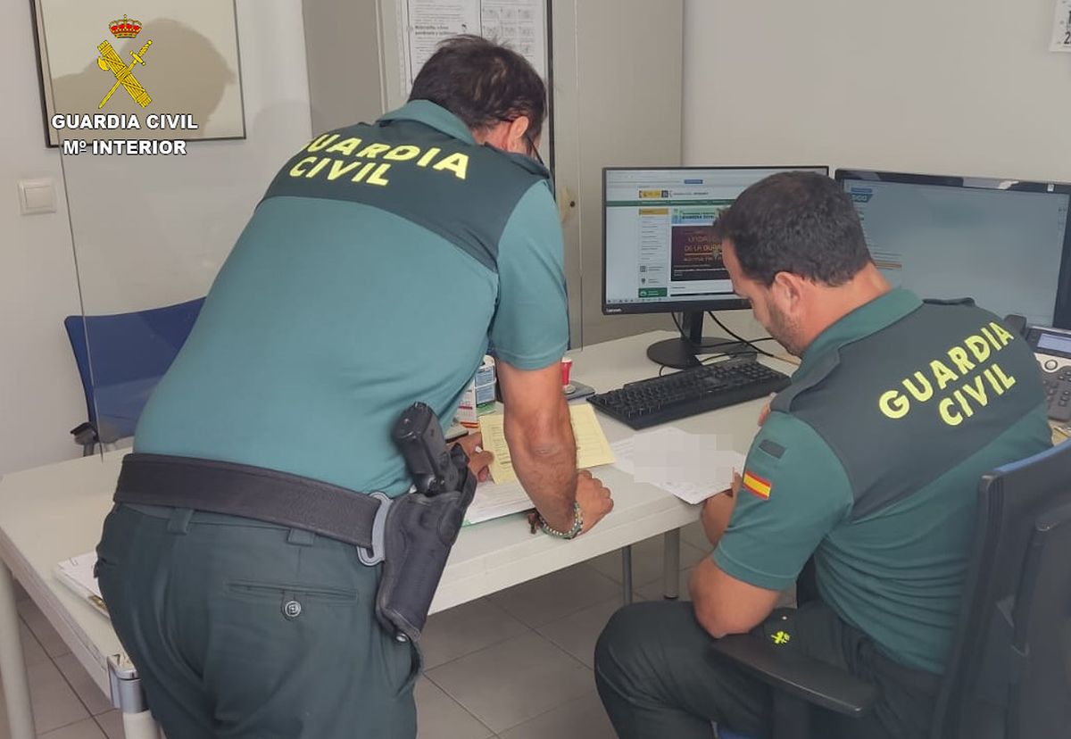 Agentes de la Guardia Civil.