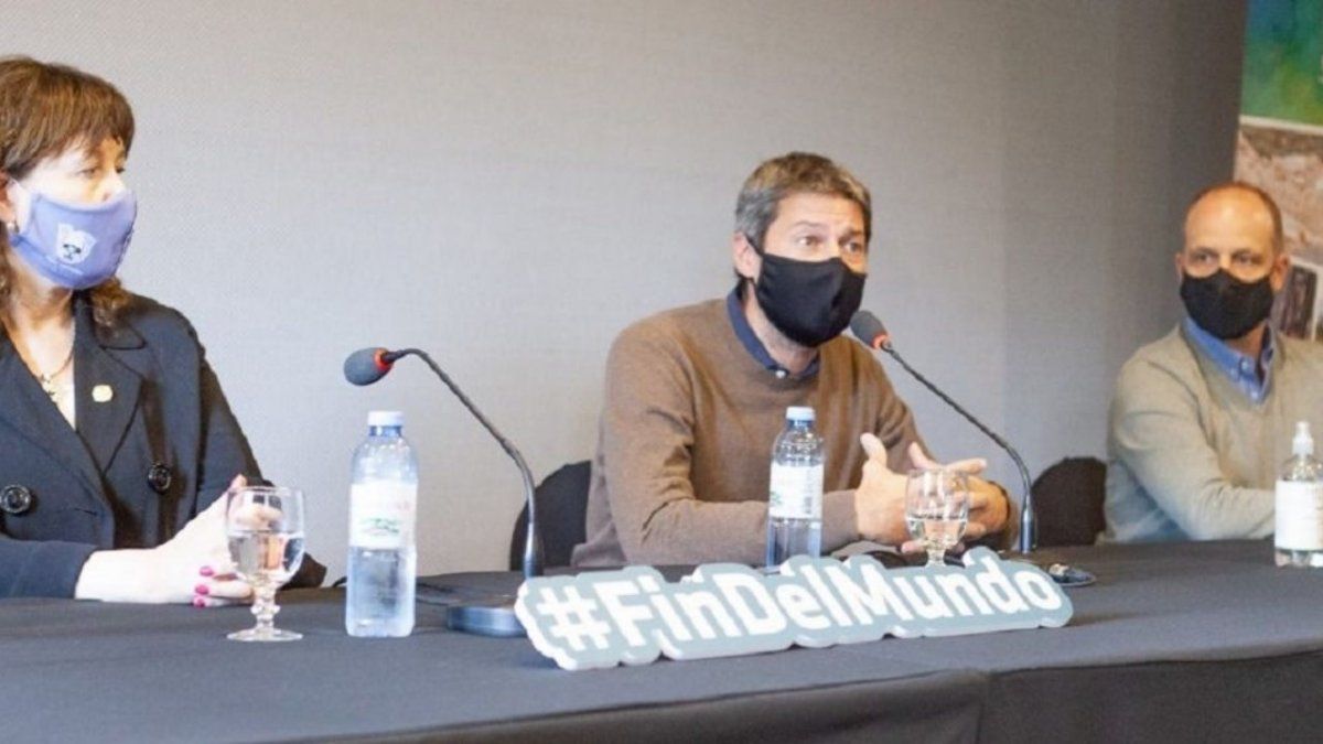 “Seguiremos acompañando a las empresas de turismo, adelantó Matías Lammens.